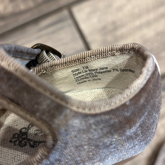 Most precious Joyfolie Mary Jane shoes - Picture 5 of 5